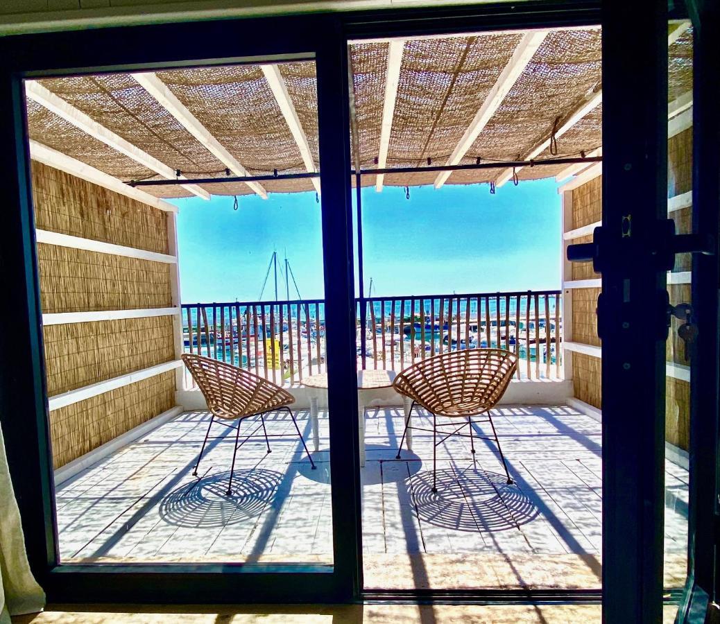 Les Vagues Otel Saintes-Maries-de-la-Mer Dış mekan fotoğraf